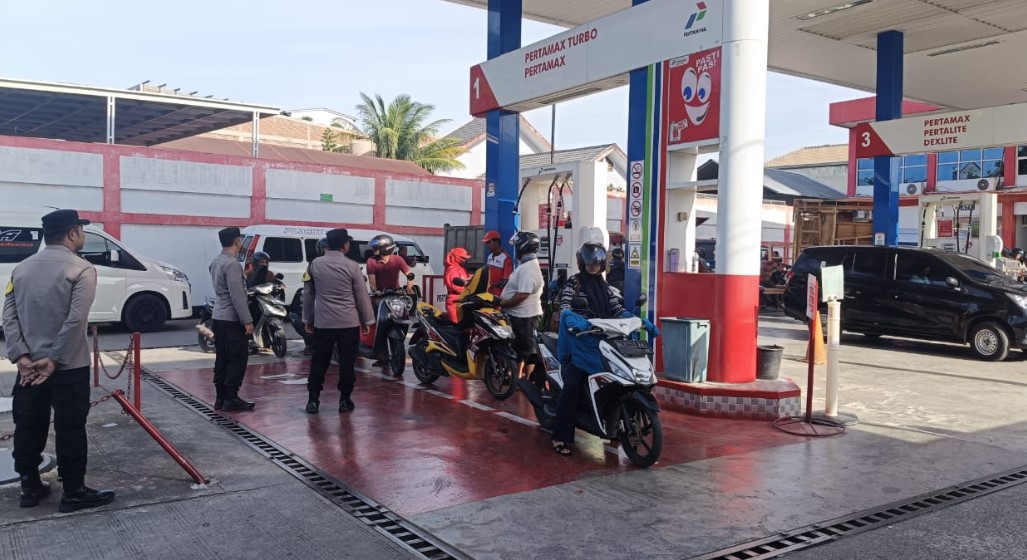 Hindari Penyalahgunaan BBM, Polresta Banda Aceh Beri Imbauan di SPBU, Ini Sanksinya