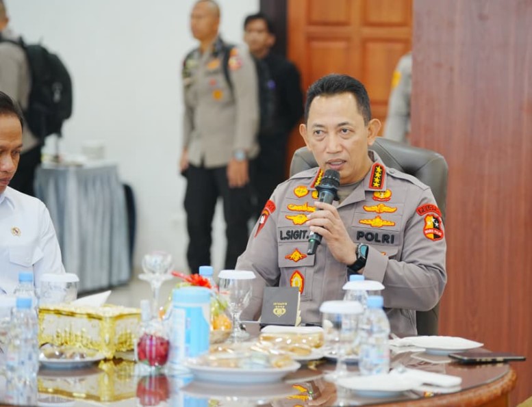 Kapolri Tegaskan Kehadiran Polisi Kawal Demokrasi, Bukan Batasi untuk Pendapat