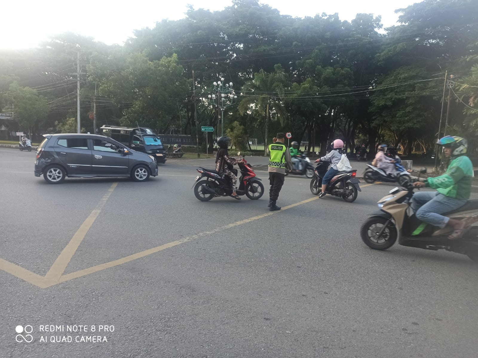 Langkah Pertama di Pagi Hari Bagi Polisi di Polresta Banda Aceh Salah Satunya Melaksanakan Strong Point