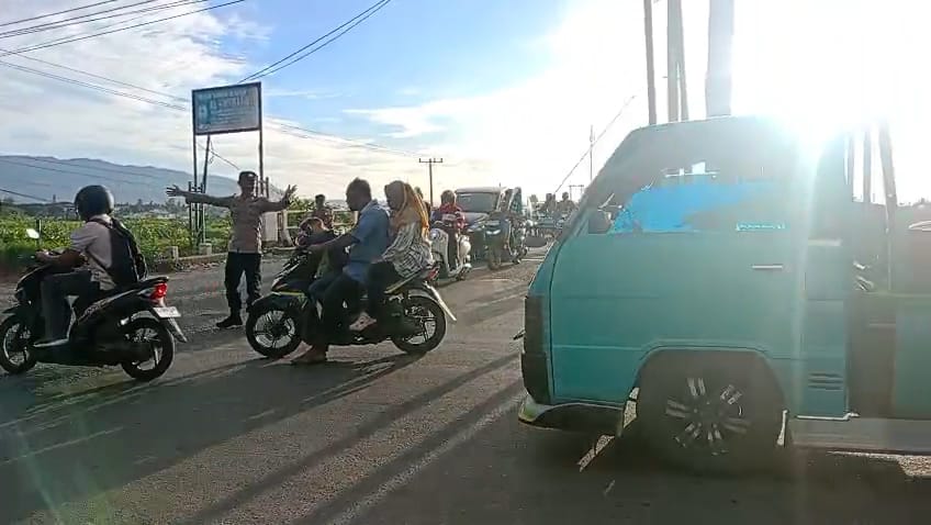 Perlunya Traffic Light di Simpang Cot Iri, Ini Kegiatan Polisi di Setiap Sore 