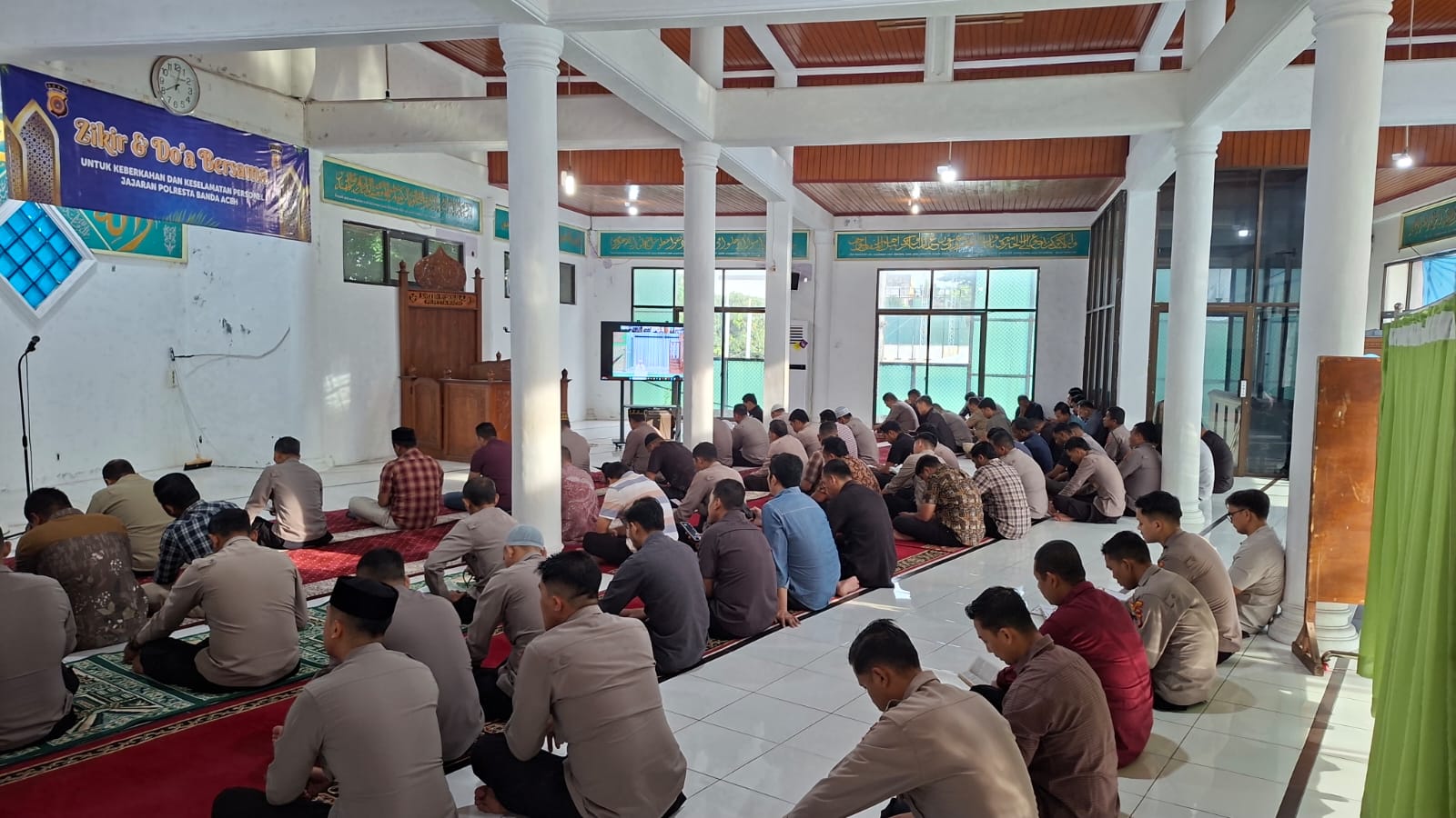 Membentuk Karakter Anggota Polresta Banda Aceh yang Humanis  Salah Satunya Dengan Binrohtal Rutin - Tribratanews Polresta Banda Aceh