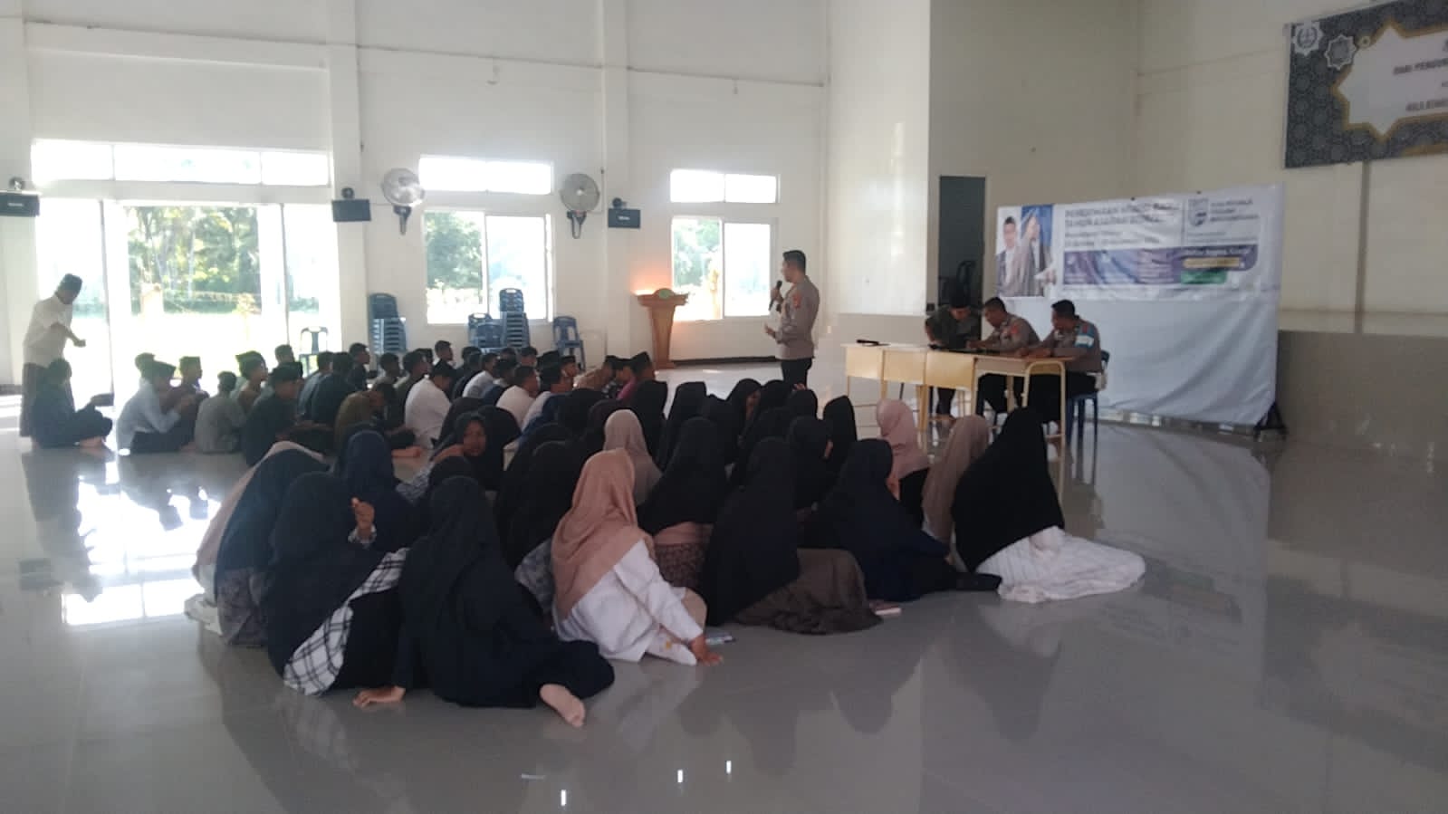 Polsek Ingin Jaya Sosialisasi Penerimaan Murid Baru SMA KTB