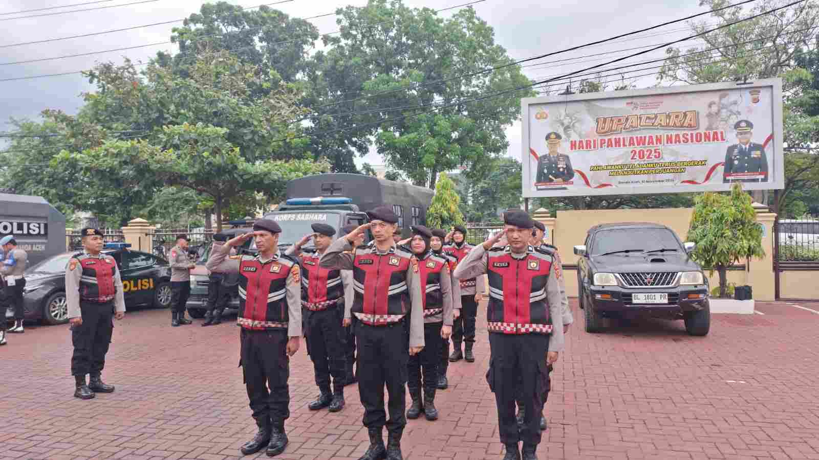 Meningkatkan Kerjasama dan Kekompakan, Personel Polresta Banda Aceh Latihan Baris-berbaris