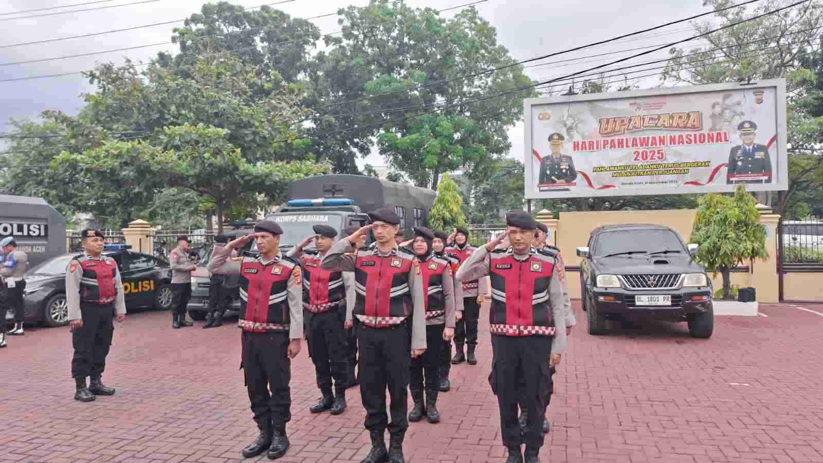 Tingkatkan Kedisiplinan, Polresta Banda Aceh Gelar Latihan PBB
