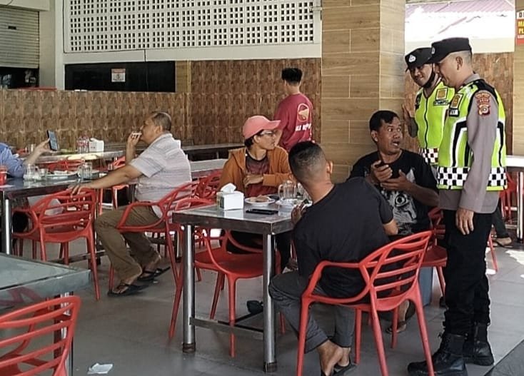 Jalin Kedekatan dengan Warga, Personel Polresta Banda Aceh Lakukan Sambang