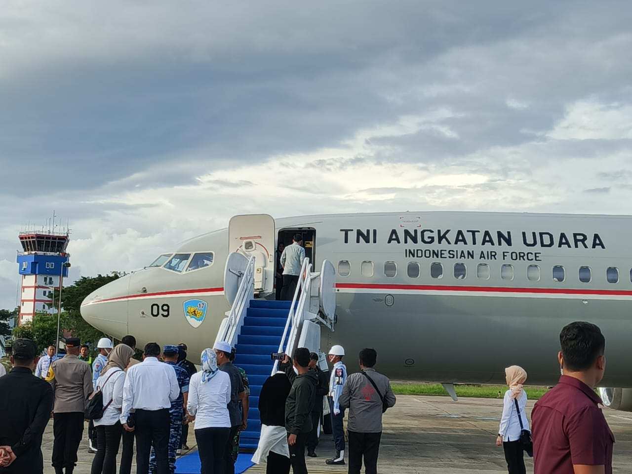 Wakapolda Aceh Sambut Kedatangan Wapres RI di Bandara SIM