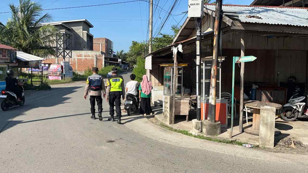 Ciptakan Kenyamanan Warga, Polsek Syiah Kuala Lakukan Patroli