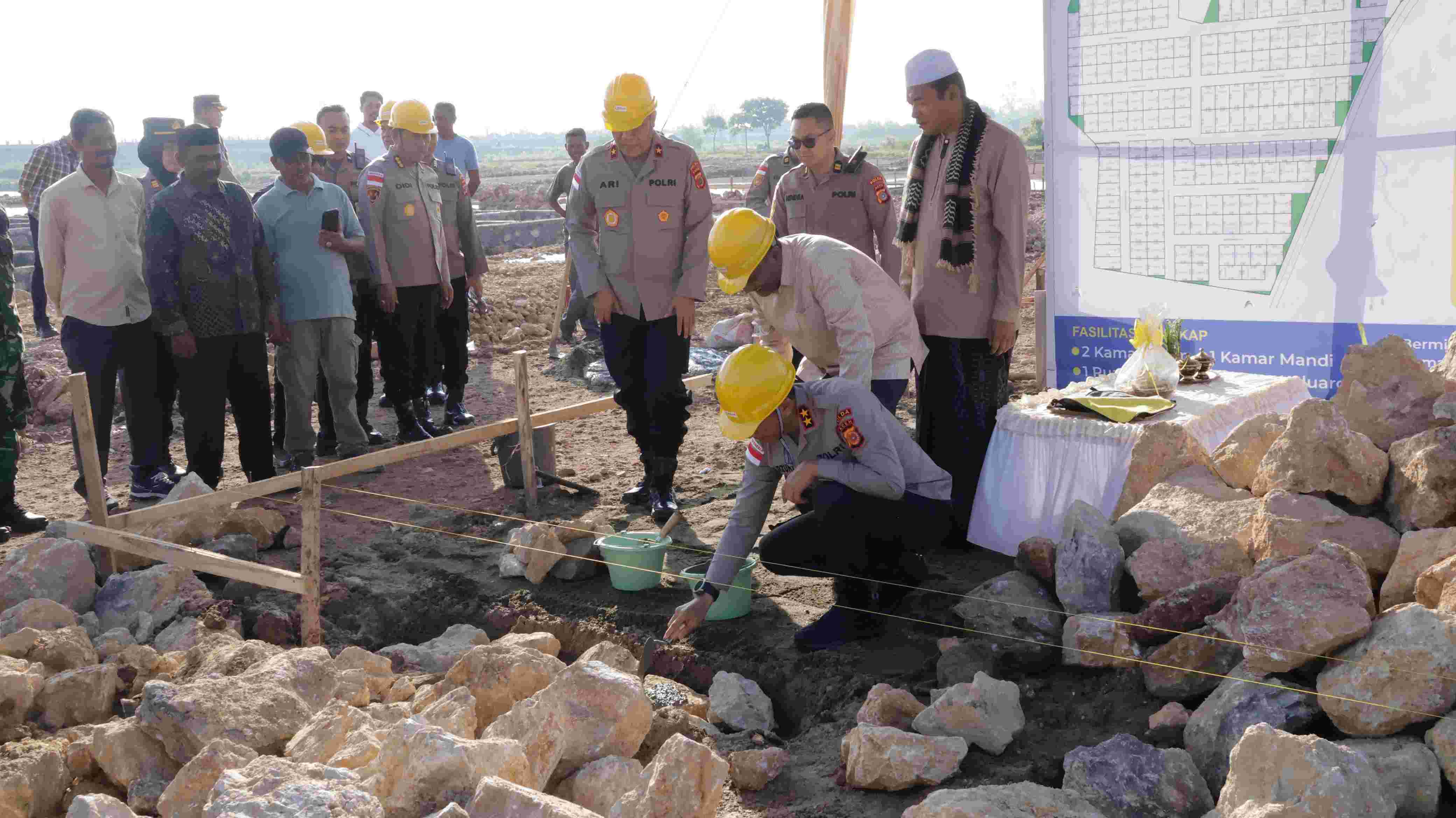 Kapolresta Dukung Pembangunan Rumah Bagi Personel Polri di Banda Aceh  - Tribratanews Polresta Banda Aceh
