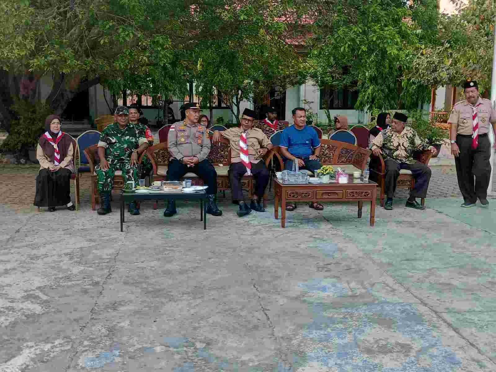 Kapolsek Peukan Bada Hadiri Kegiatan Pembukaan Persami di SMP Negeri 2 