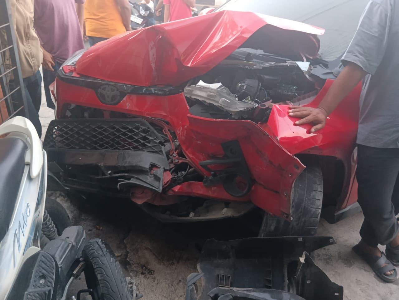 Pengemudi Mengantuk, 3 Kendaraan Tabrak Beruntun, Polisi Lakukan Olah TKP