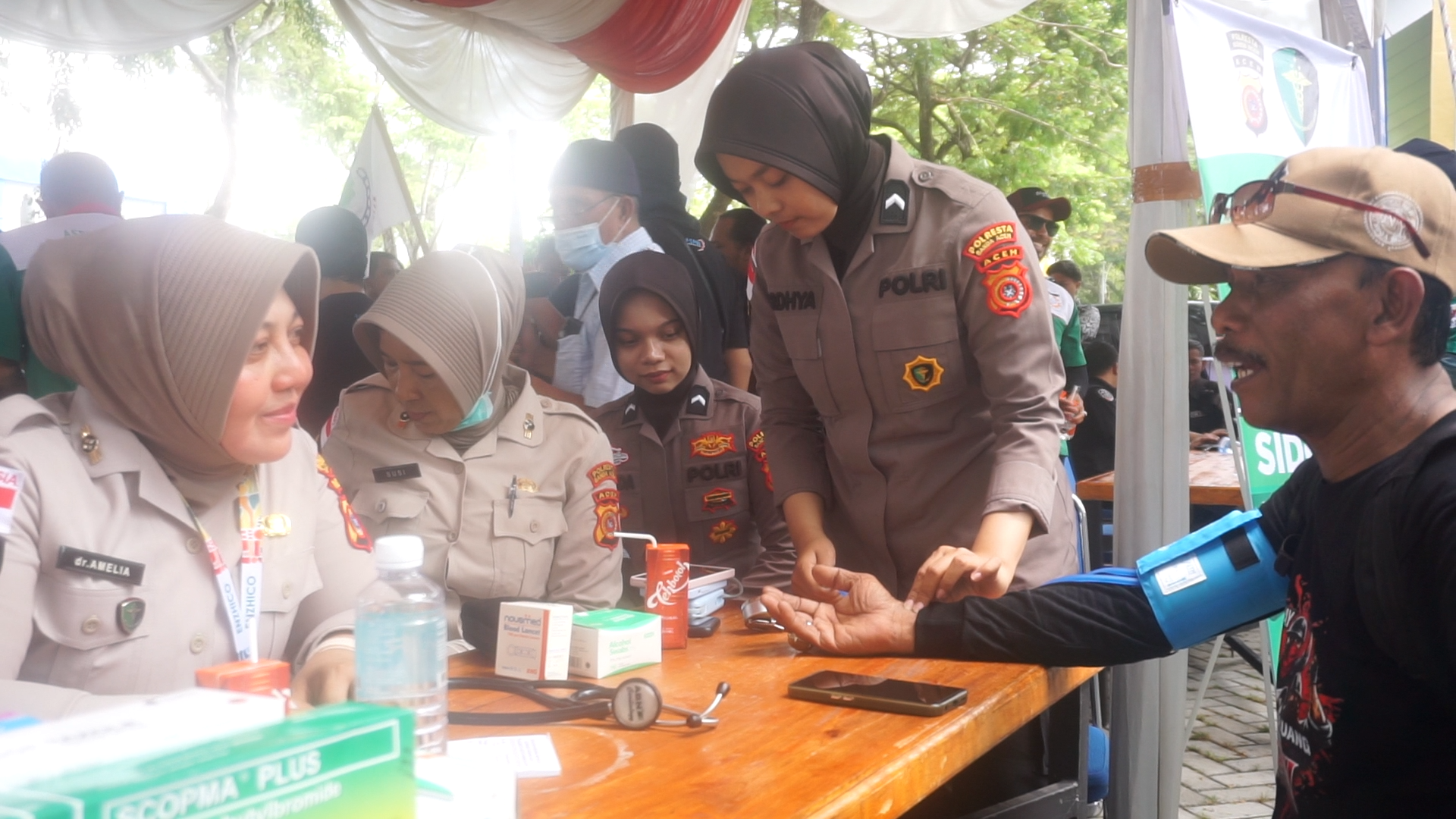 Posko Peduli Polresta Banda Aceh Di May Day, Layanan Kesehatan Jadi Sentuhan Kemanusiaan Yang Terasa Nyata