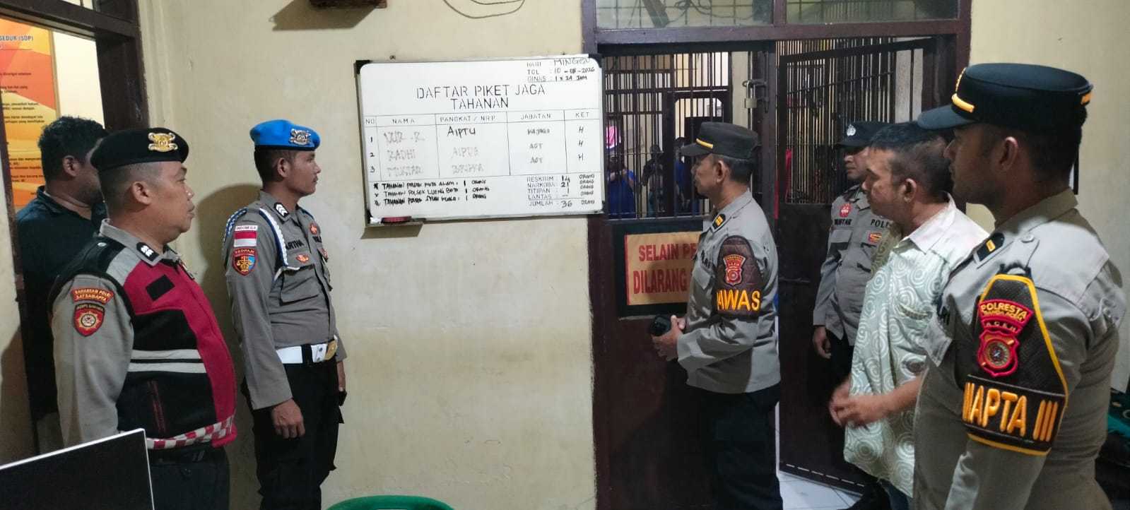 Pelaksanaan Apel Fungsi dan Pengecekan Tahanan di Polresta Banda Aceh - Tribratanews Polresta Banda Aceh