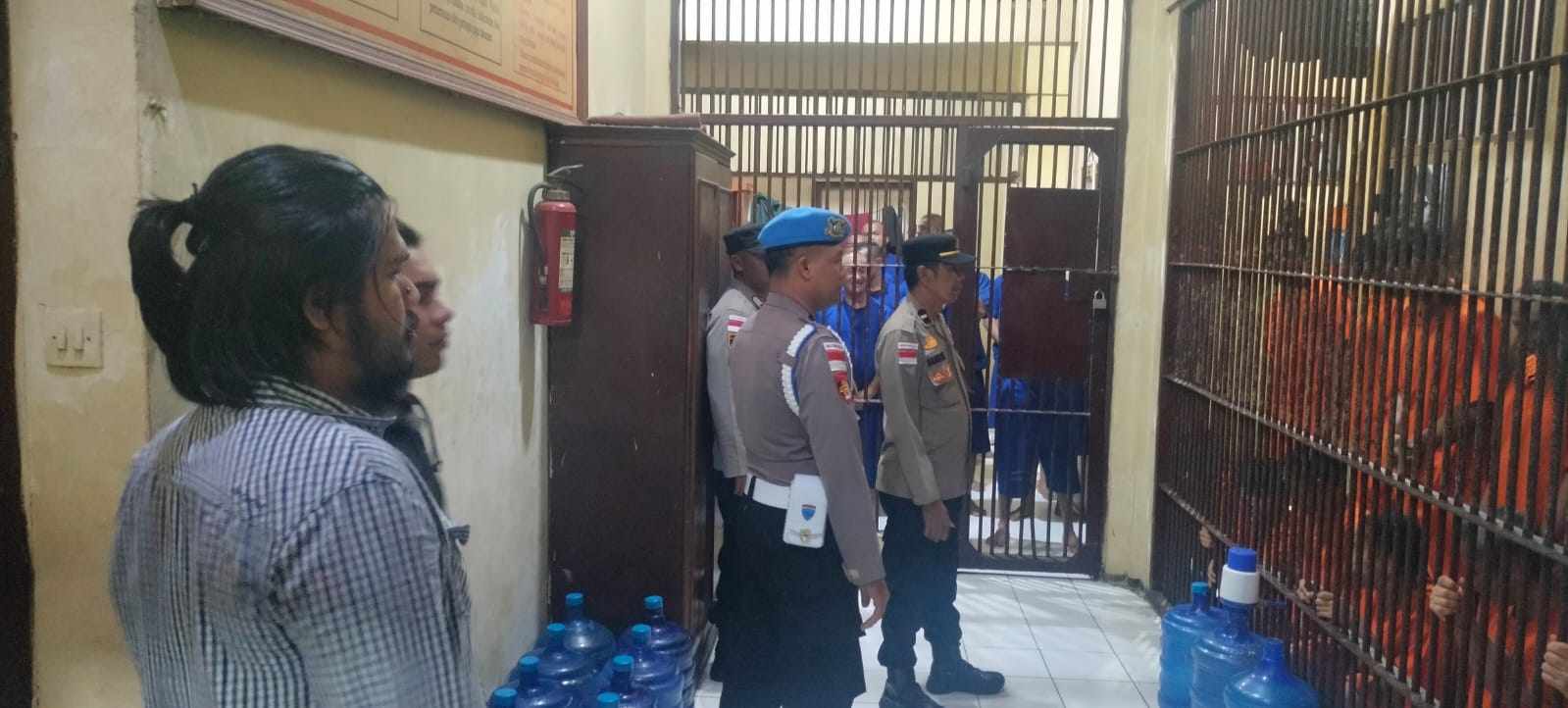 Pengecekan Rutin Tahanan Polresta Banda Aceh, Pawas Pastikan Lengkap - Tribratanews Polresta Banda Aceh