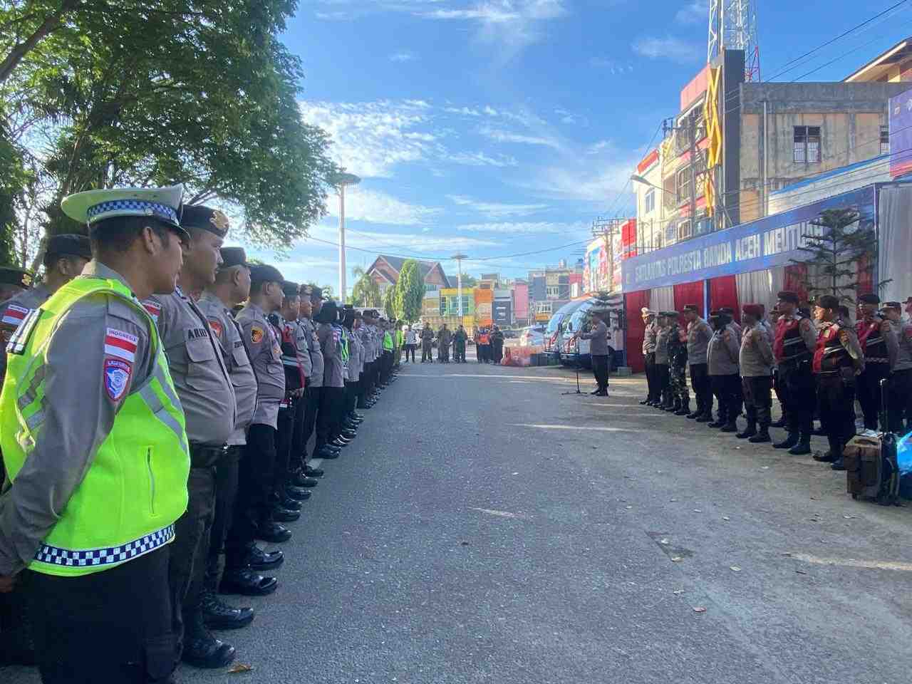 696 Personel Polresta Amankan Pawai Malam Takbiran Idul Adha di Banda Aceh dan Aceh Besar  - Tribratanews Polresta Banda Aceh