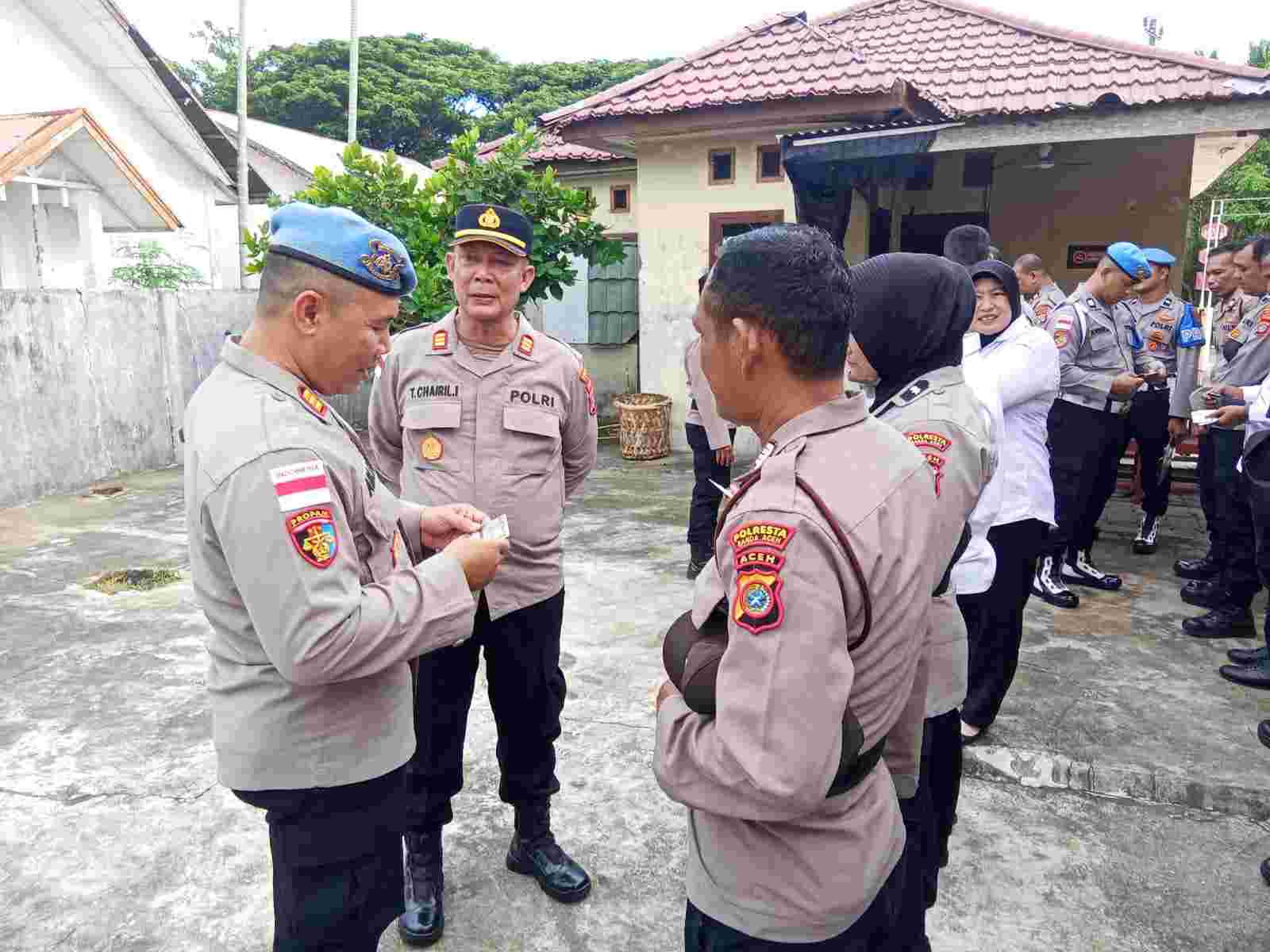 Propam Polresta Banda Aceh Cek Kelengkapan Personel Polsek Jajaran