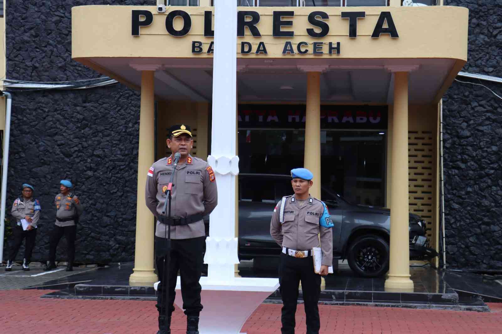 Apel Terakhir Sebagai Wakapolresta Banda Aceh, AKBP Henki Berikan Arahan kepada Personel - Tribratanews Polresta Banda Aceh