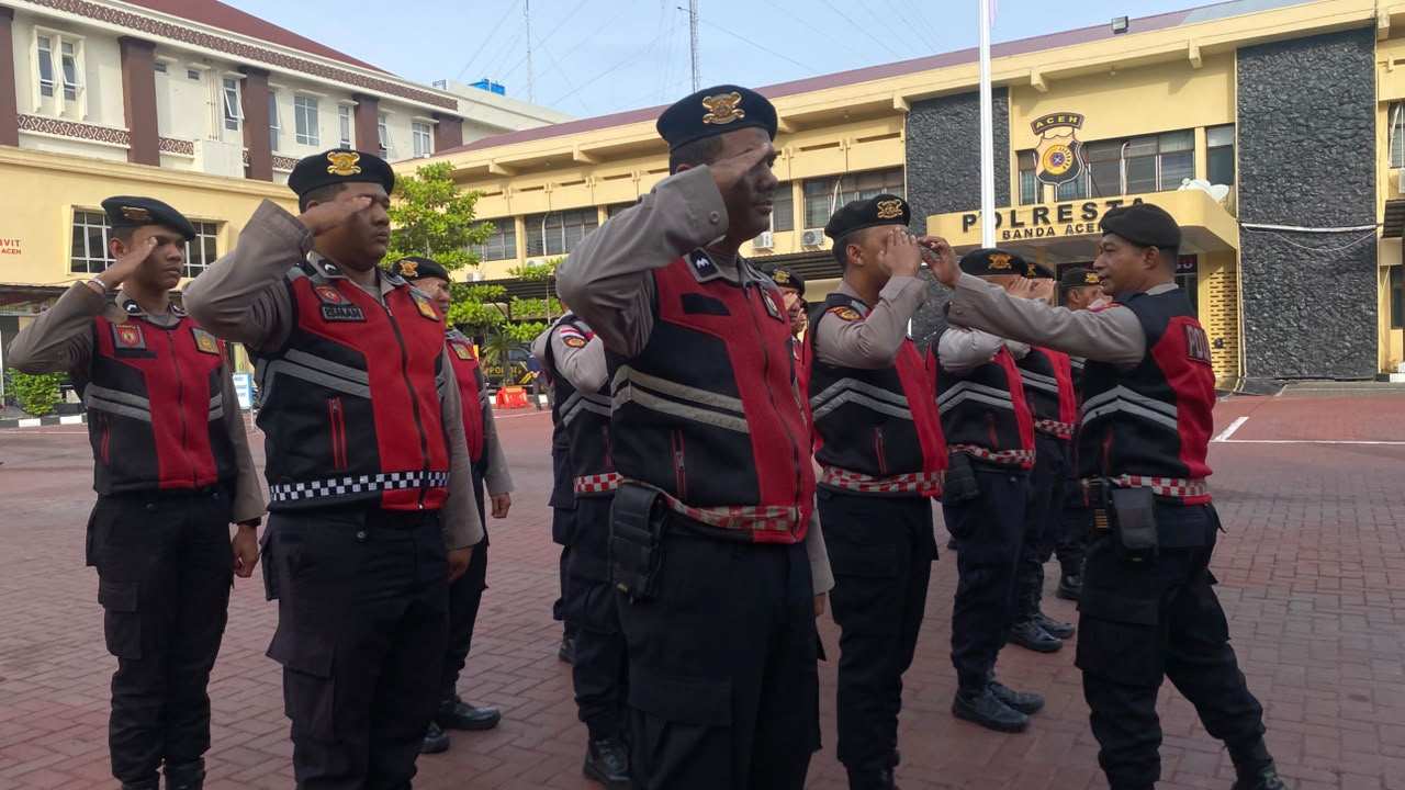 Personel Polresta Banda Aceh Asah Disiplin Melalui Latihan Baris Berbaris