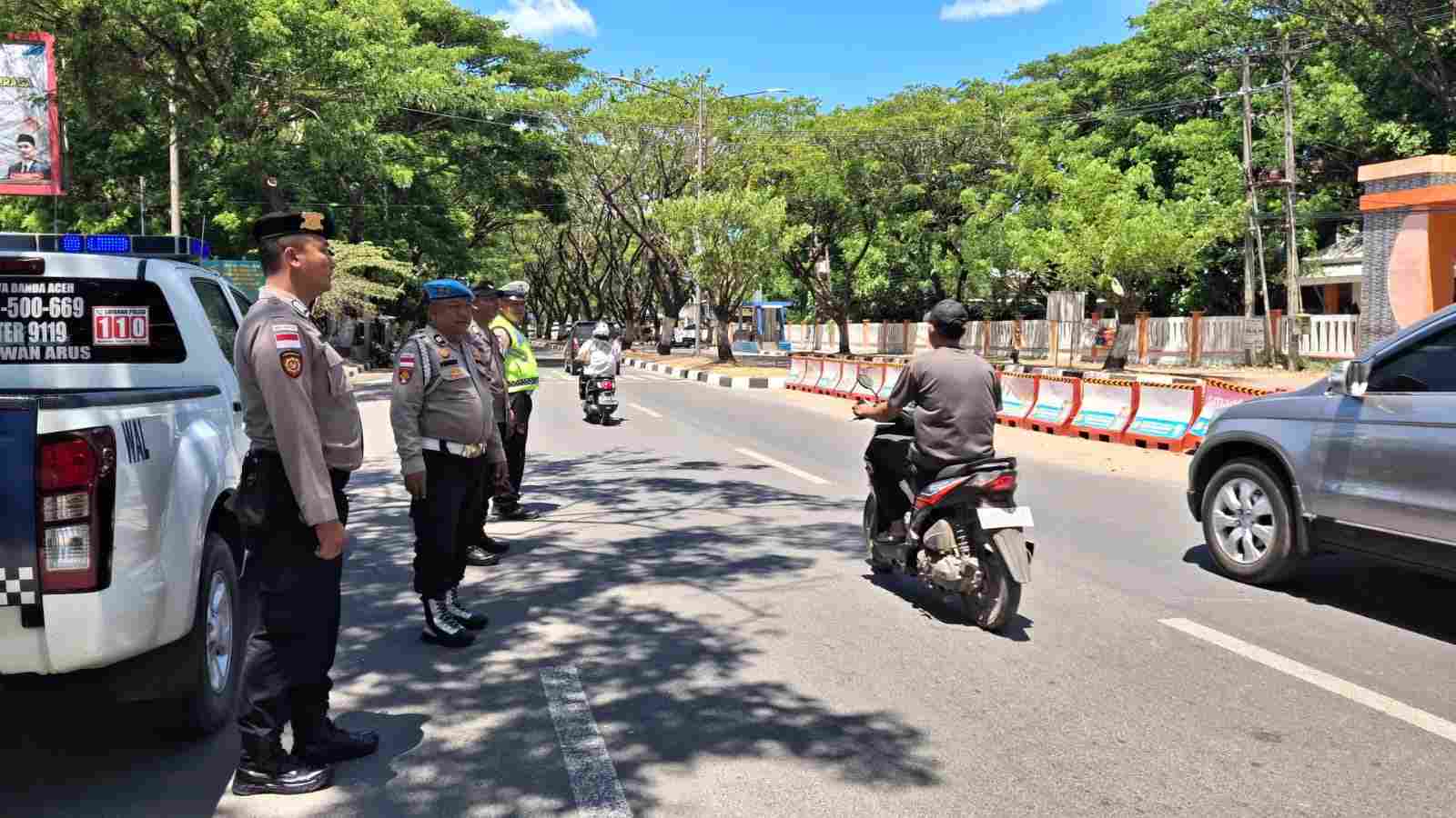 Cegah Terjadinya Balap Liar Jelang Sholat Jum'at, Personel Polresta Banda Aceh Turun ke Jalan