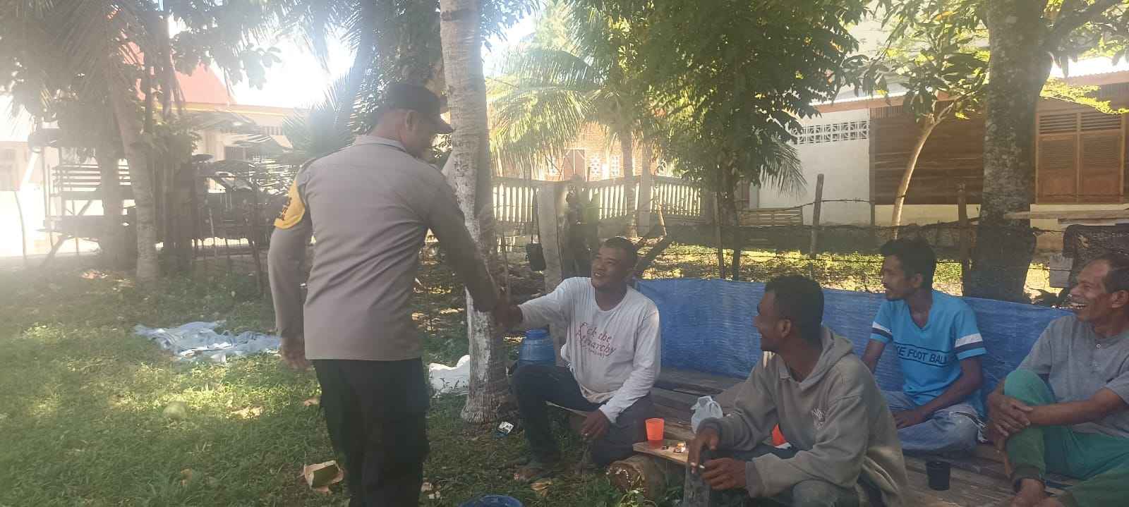 Patroli Dialogis Polresta Banda Aceh Serap Informasi Warga untuk Ciptakan Situasi Kamtibmas yang Kondusif - Tribratanews Polresta Banda Aceh