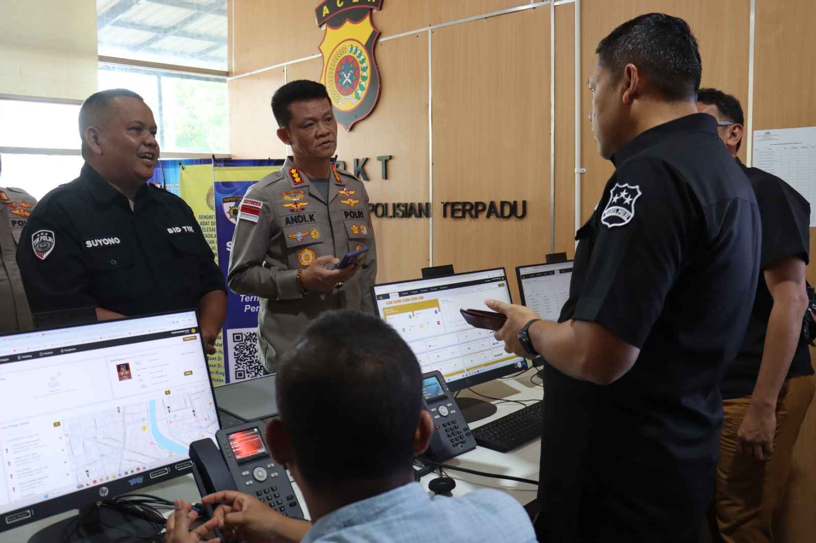 Tim Divisi TIK Polri ke Polresta Banda Aceh Dalam Rangka Survei dan Uji Komisi Layanan Polisi 110 - Tribratanews Polresta Banda Aceh