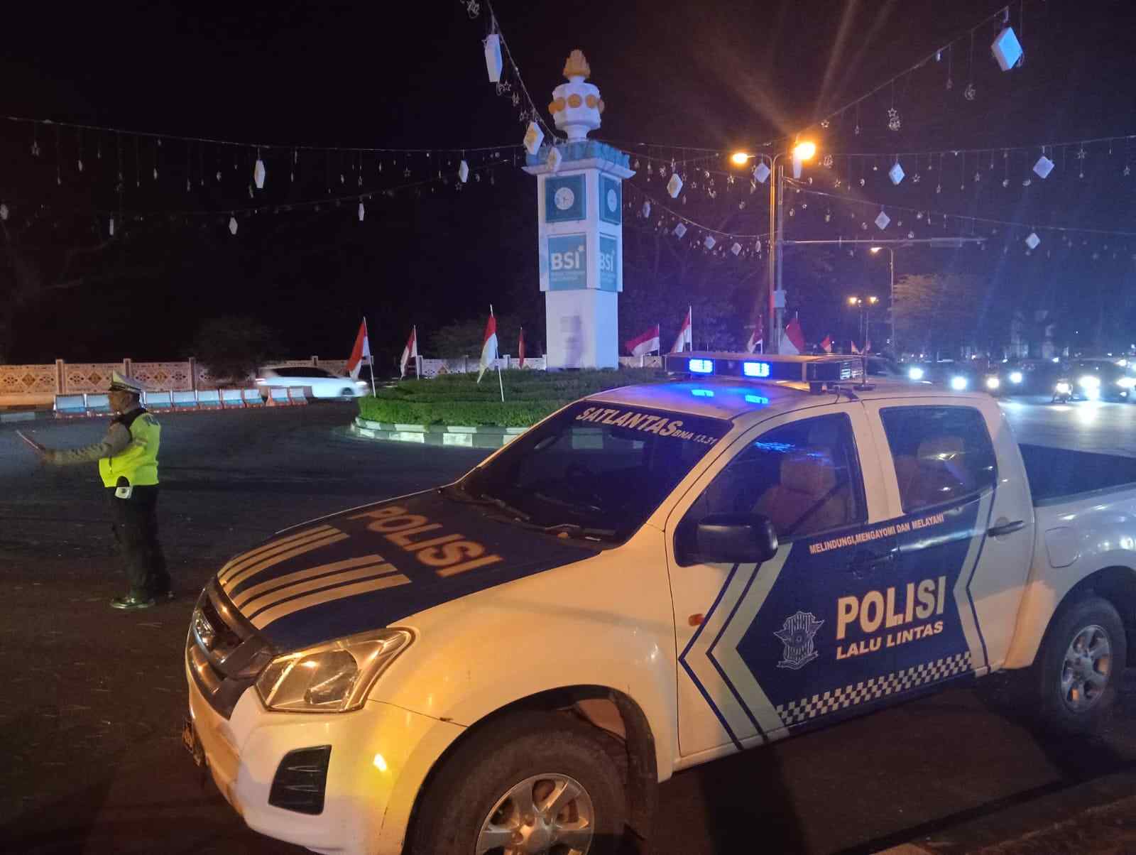 Polantas Polresta Banda Aceh Lakukan Patroli hingga Dini Hari - Tribratanews Polresta Banda Aceh