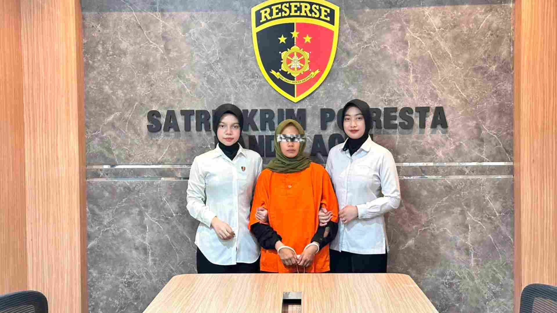 Terus Dibayangi Pengejaran Polisi, Wanita Terduga Pelaku Pencurian Emas Serahkan Diri ke Polresta Banda Aceh