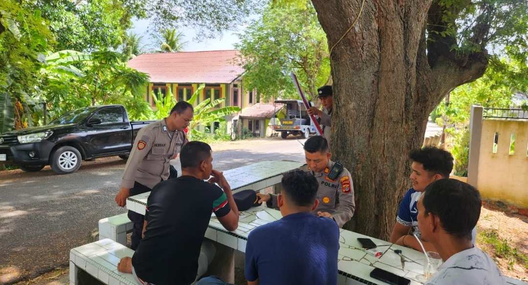 Kapolsek Dalam Jajaran Polresta Banda Aceh Patroli Desa Bersama Personel Cegah Gangguan Kamtibmas - Tribratanews Polresta Banda Aceh