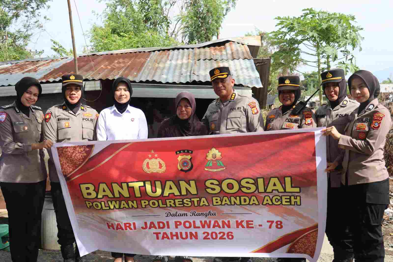 Srikandi Polresta Banda Aceh Tebar Kepedulian Sambut Hari Jadi ke-78 Polwan - Tribratanews Polresta Banda Aceh