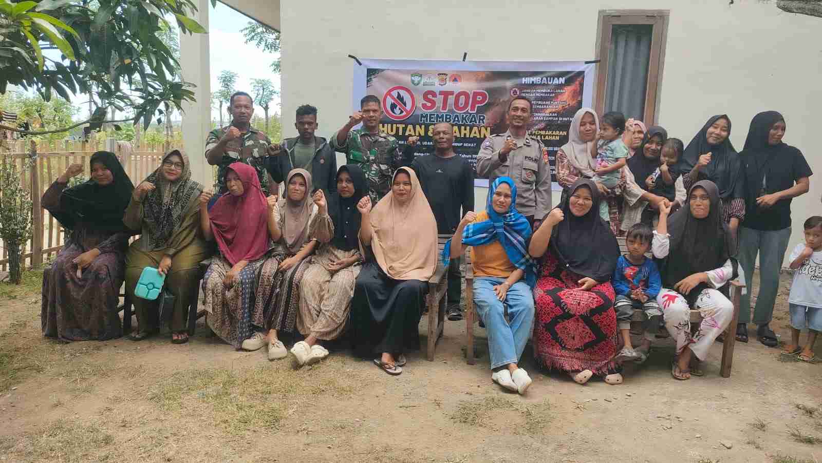 Polsek Baitussalam Sosialisasikan Larangan Membakar Hutan dan Lahan di Lambada Lhok - Tribratanews Polresta Banda Aceh