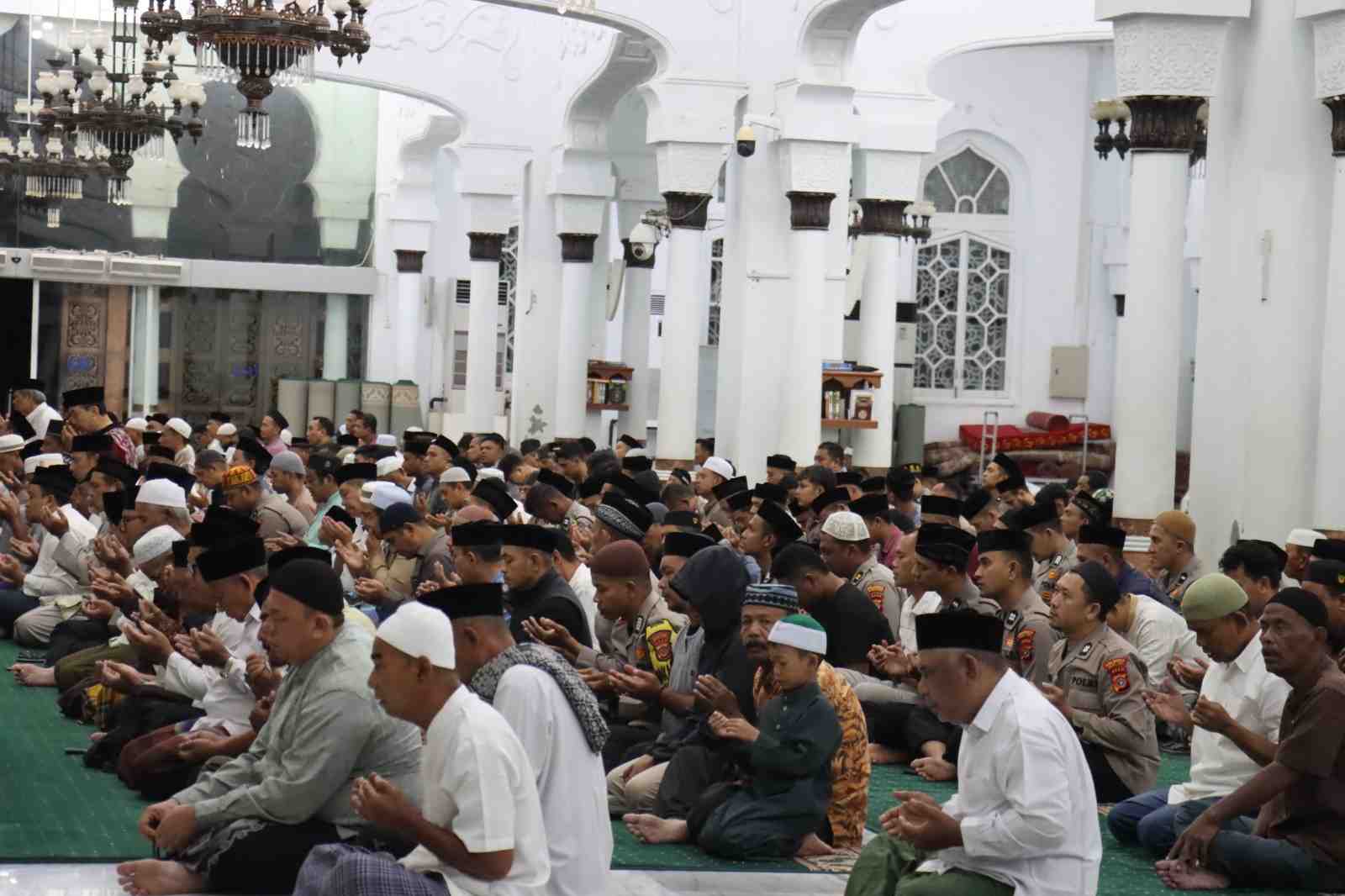 Safari Subuh Polresta Banda Aceh Perkuat Silaturahmi dan Kamtibmas - Tribratanews Polresta Banda Aceh