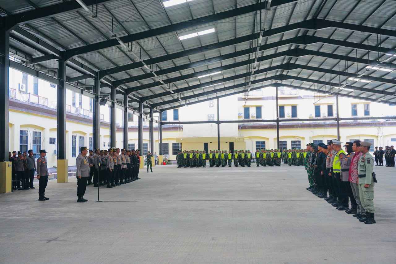 Kapolresta Banda Aceh Pimpin Apel Pengamanan Mudzakarah Internasional Ulama Tauhid Sufi - Tribratanews Polresta Banda Aceh